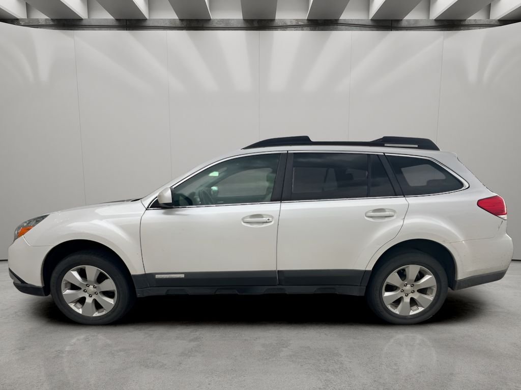 Used 2010 Subaru Outback I Premium with VIN 4S4BRBCC9A3385117 for sale in Santa Fe, NM