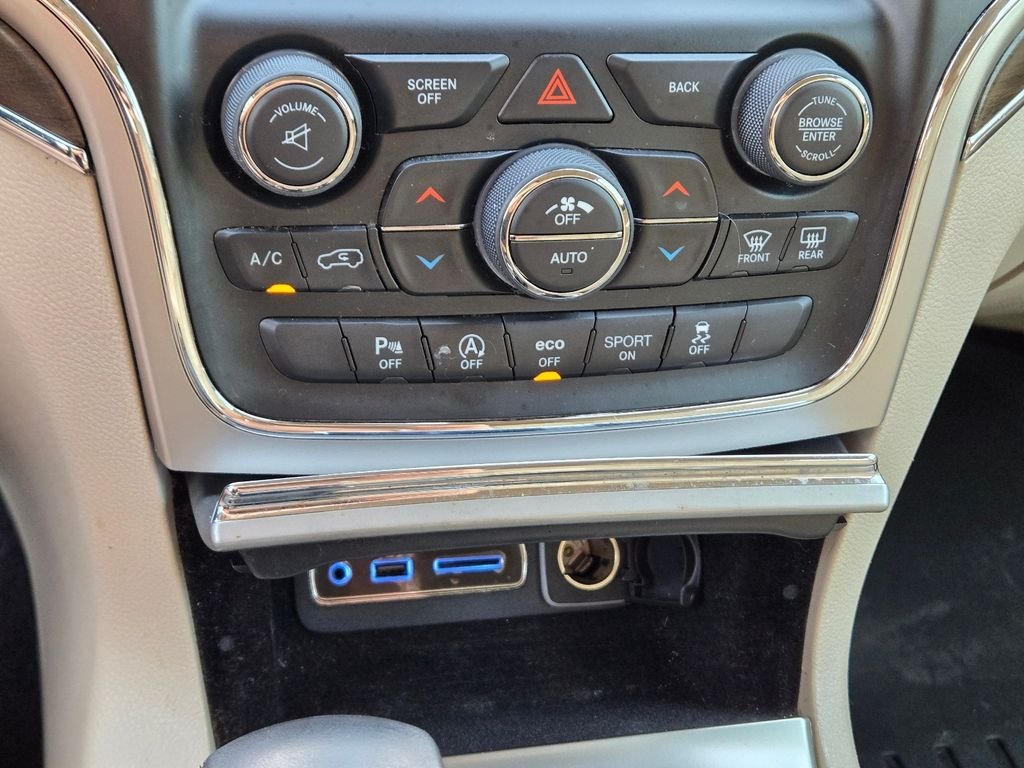 Used 2016 White Jeep Limited image 30