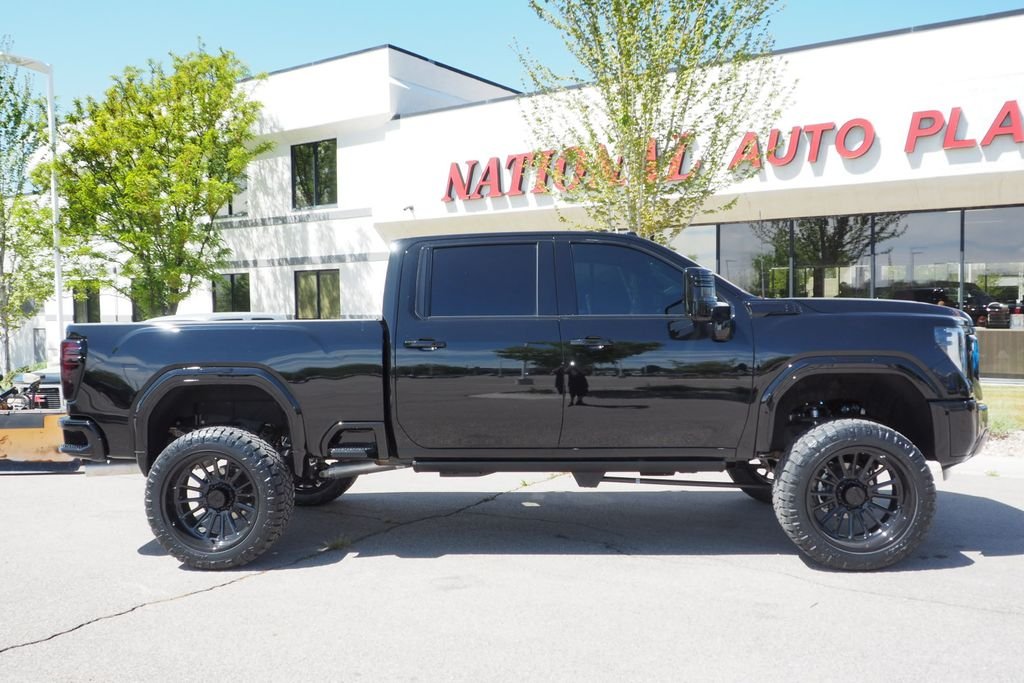 2026 GMC Sierra 3500HD Denali - Photo 8