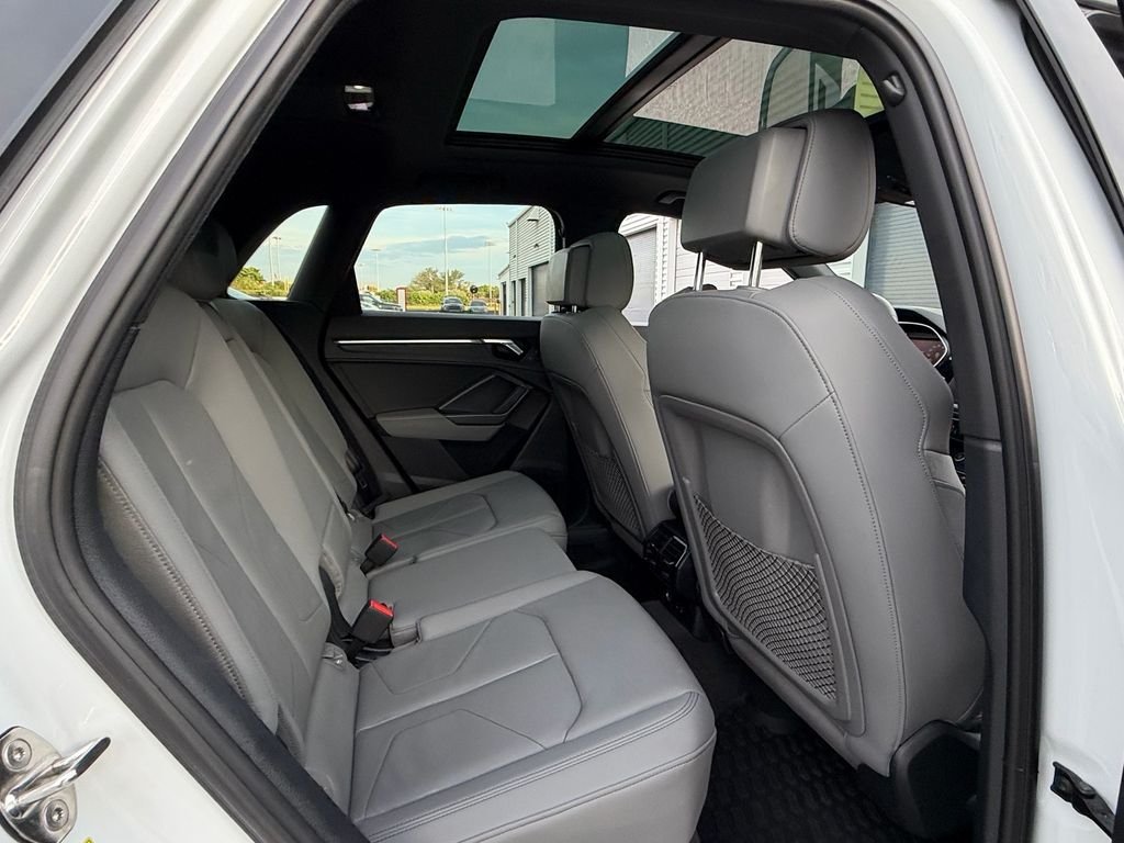 Used 2022 White Audi Premium image 18