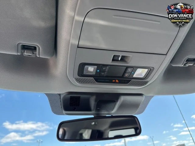 New 2025 Oxford White Ford XLT image 20