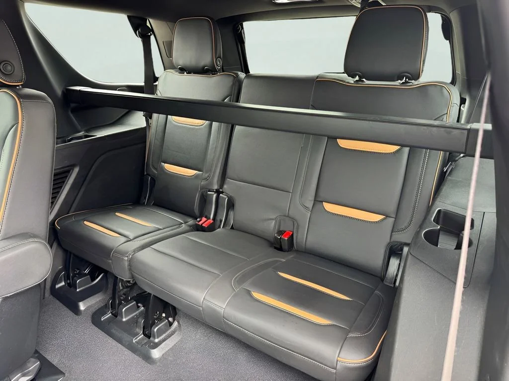 Used 2023 Sterling Metallic GMC AT4 image 19