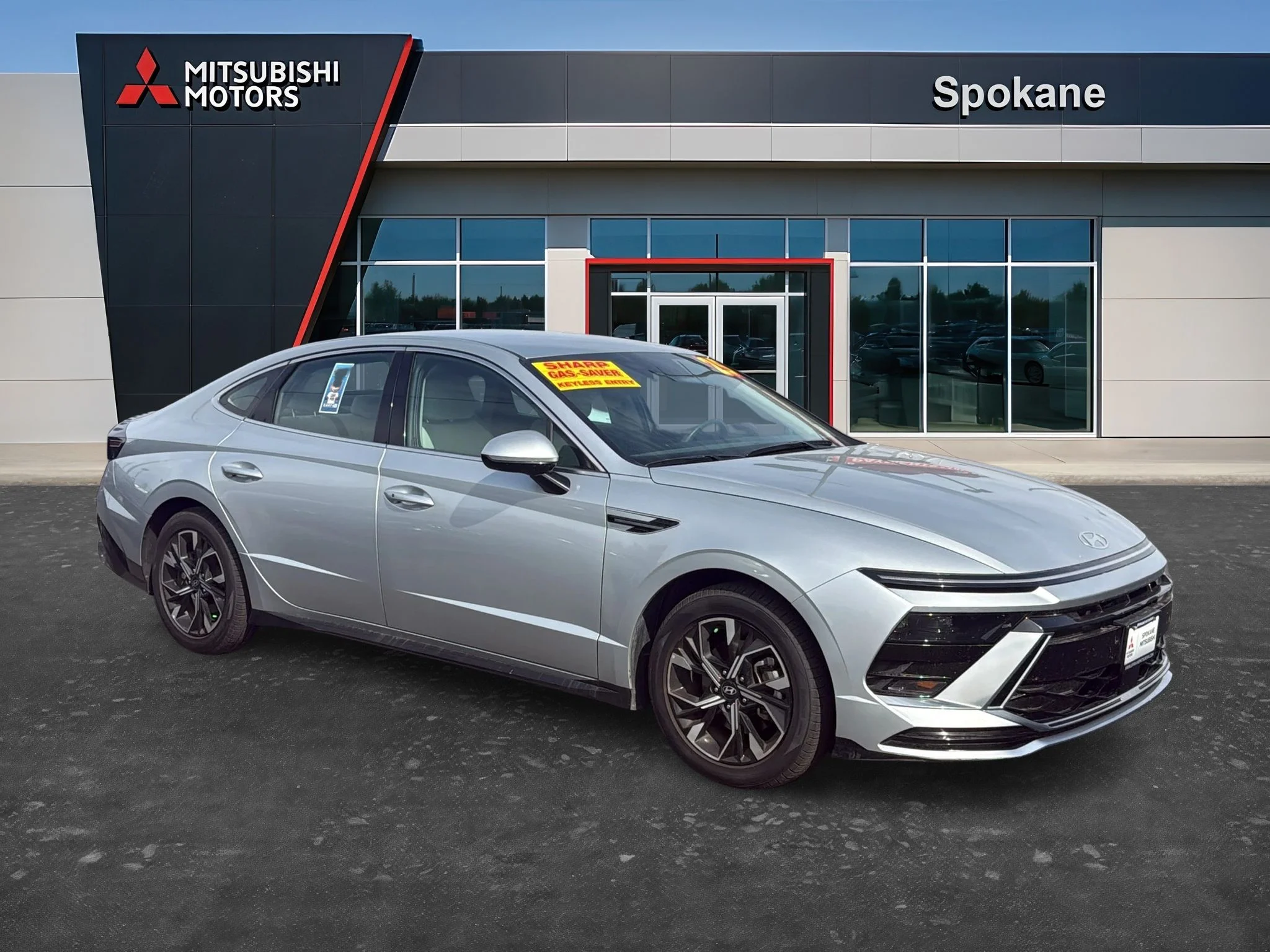 Used 2025 Aero Silver Hyundai SEL image 1