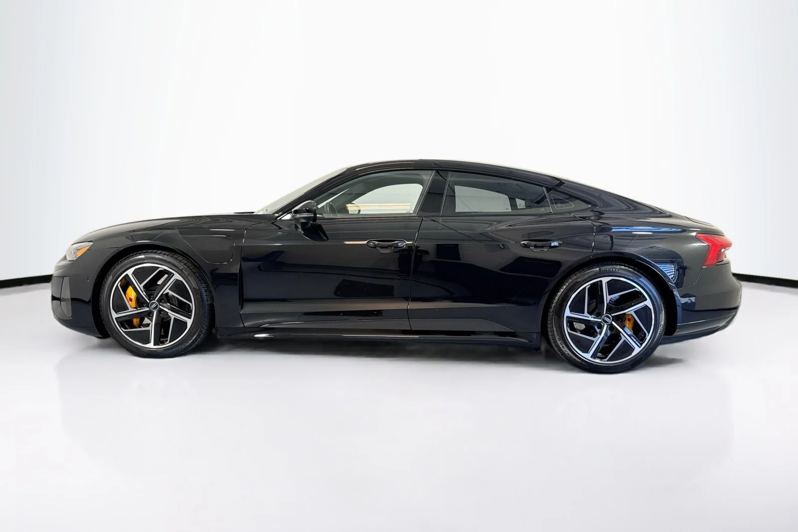Used 2023 Black Audi  image 8
