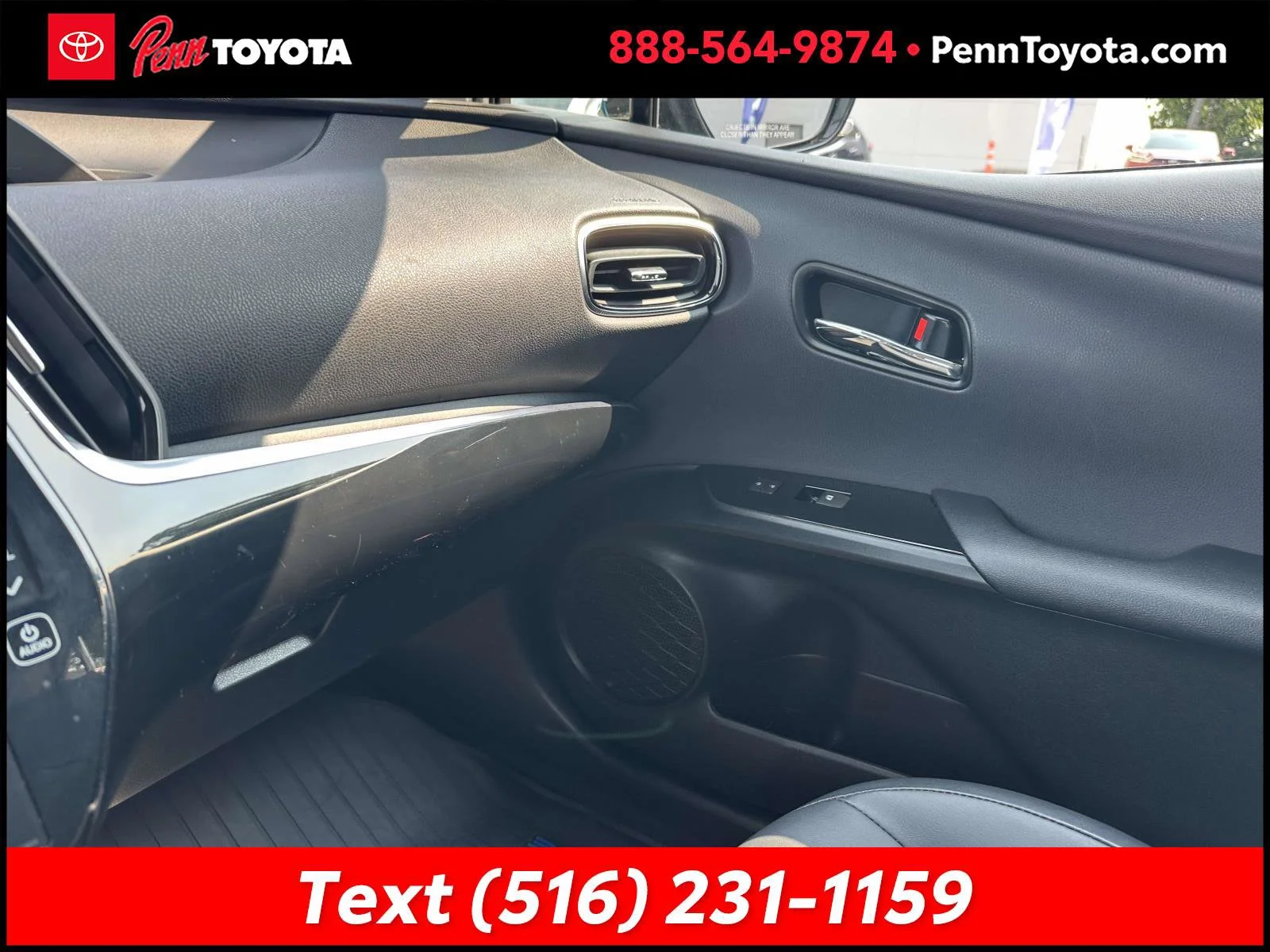 Used 2017 BLUE MAGNETISM Toyota  image 30