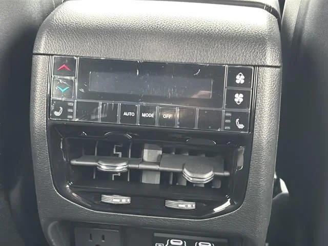 New 2025 Gray Jeep Limited image 46
