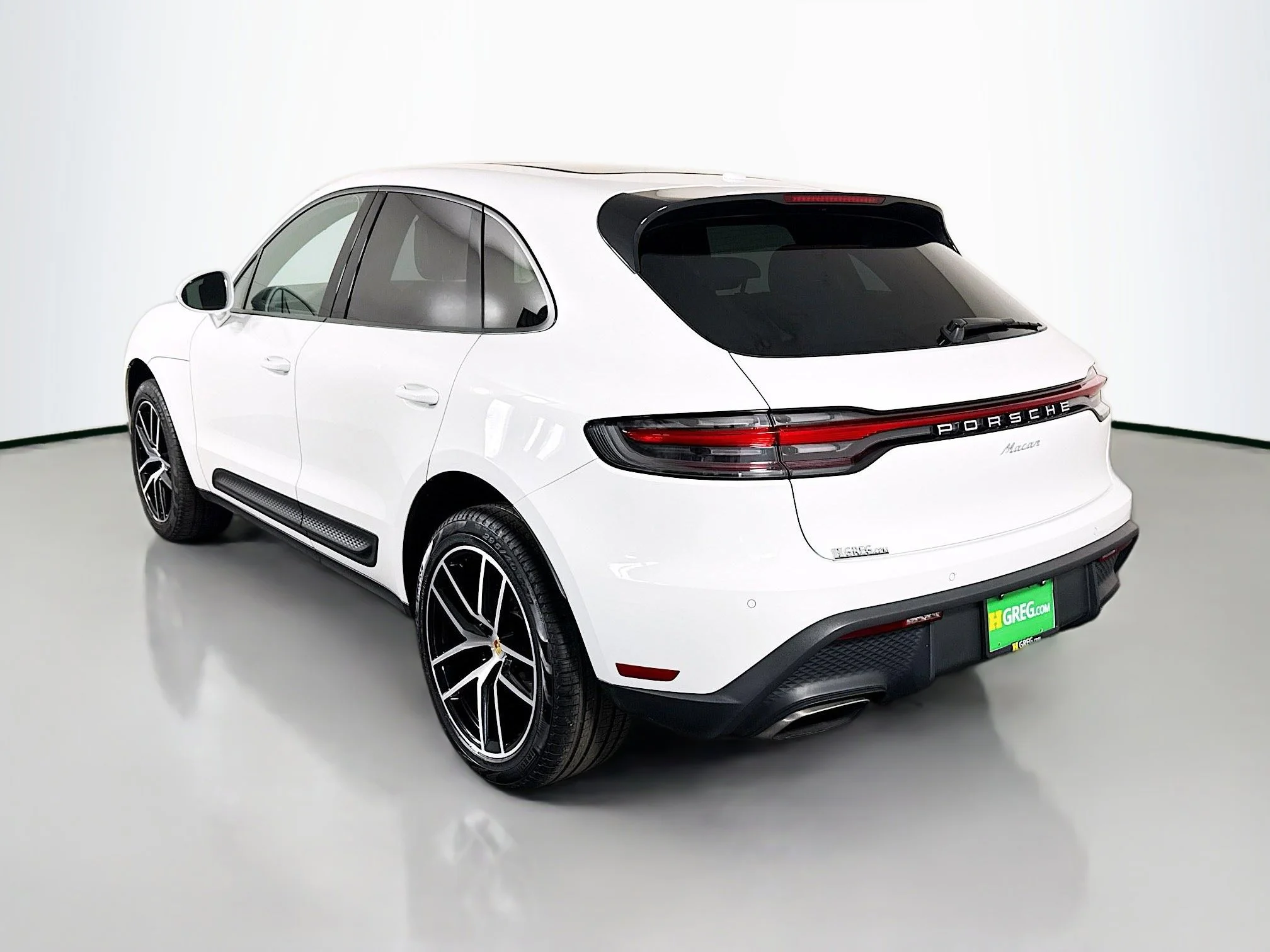 Used 2023 Carrara White Metallic Porsche Base image 5