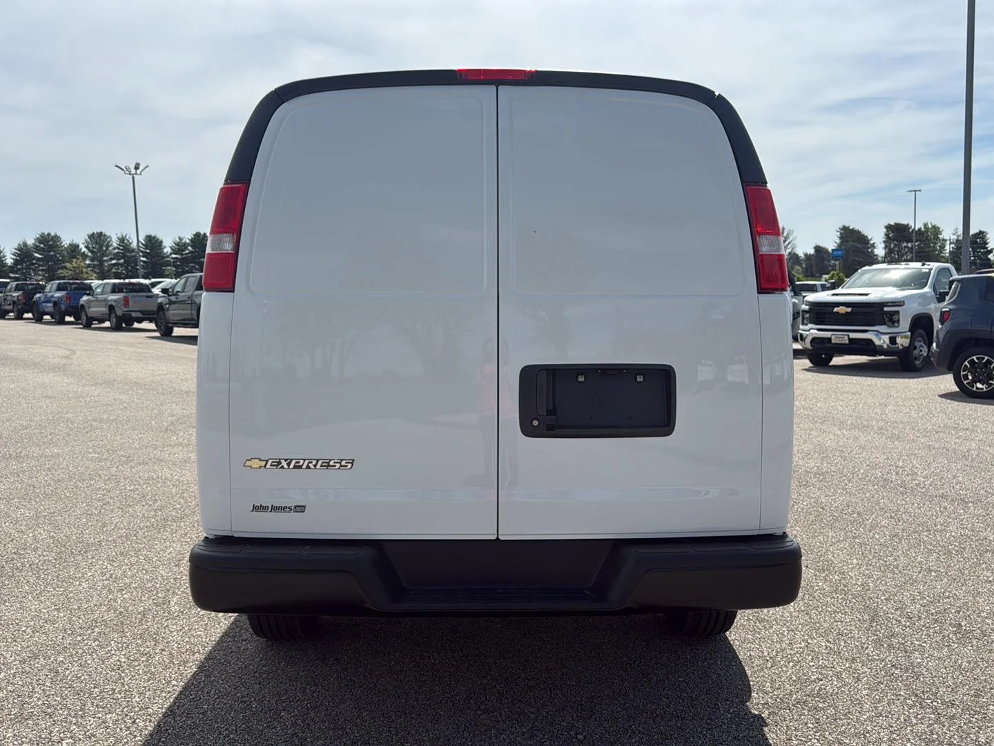 2026 Chevrolet Express Cargo Work Van - Photo 13