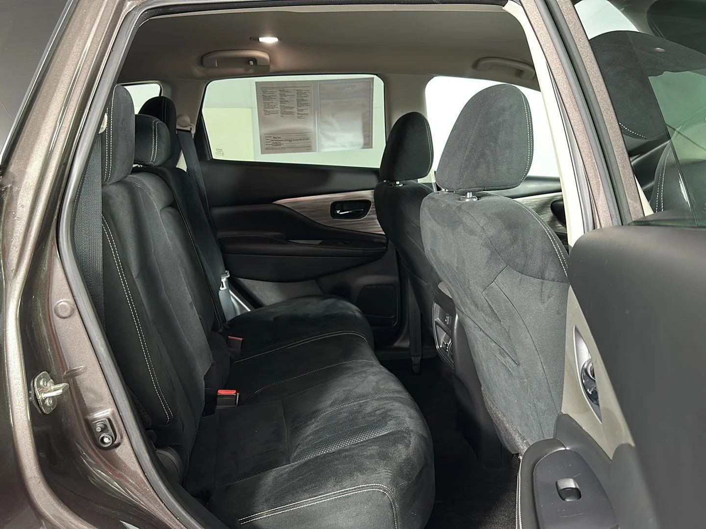 Used 2018 Java Metallic Nissan S image 29