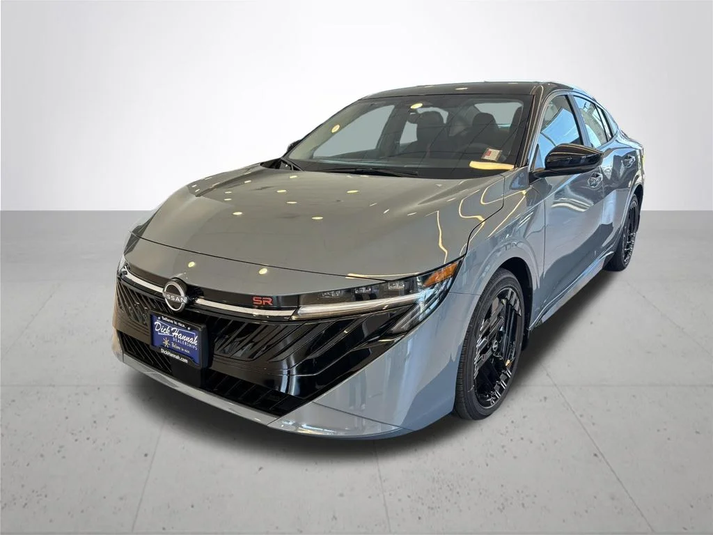 New 2026 Atlantic Gray Metallic / Super Black Two-tone Nissan SR image 2
