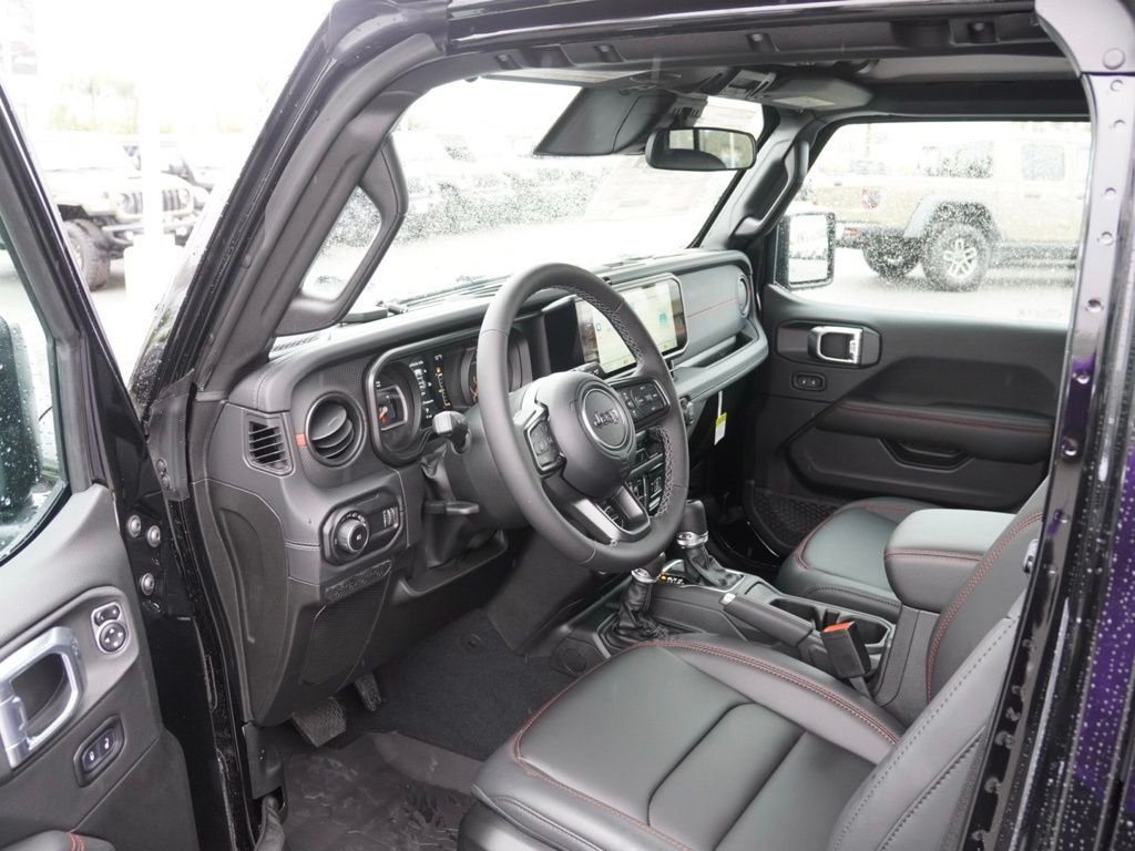 New 2026 Black Clear-Coat Exterior Paint Jeep Rubicon image 18