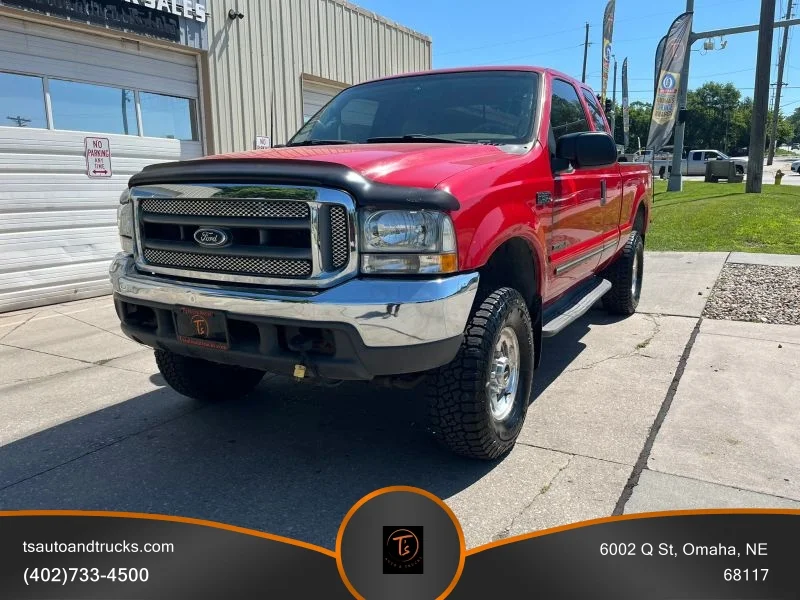 Used 2000 Red Ford Long Bed image 2