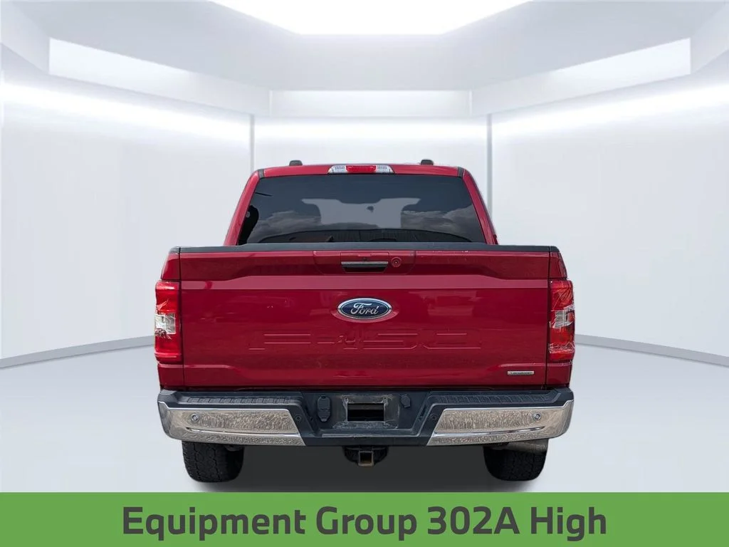 Used 2021 Red Ford XLT image 3