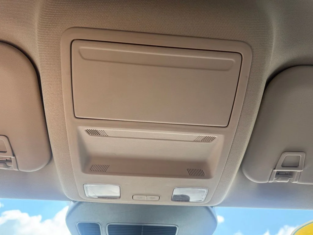 Used 2020 Green Metallic Ford SEL image 30