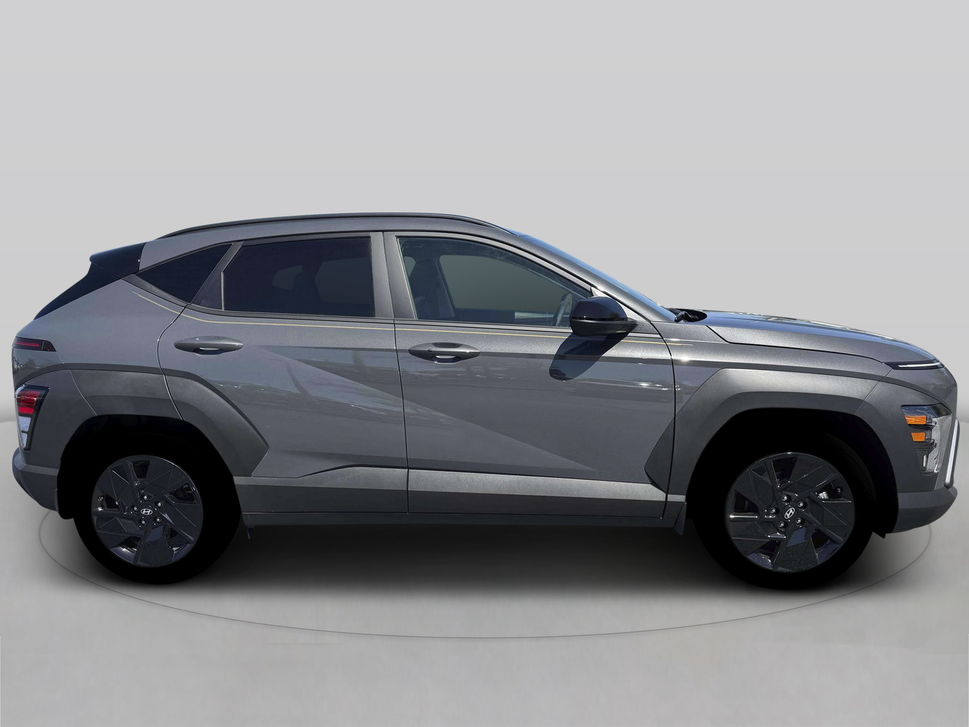 New 2026 Gray Hyundai SEL Sport FWD image 9