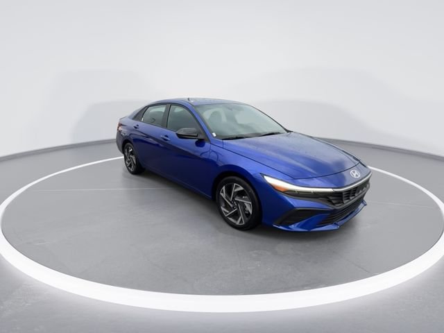 Certified Used 2025 Blue Hyundai SEL Sport image 2