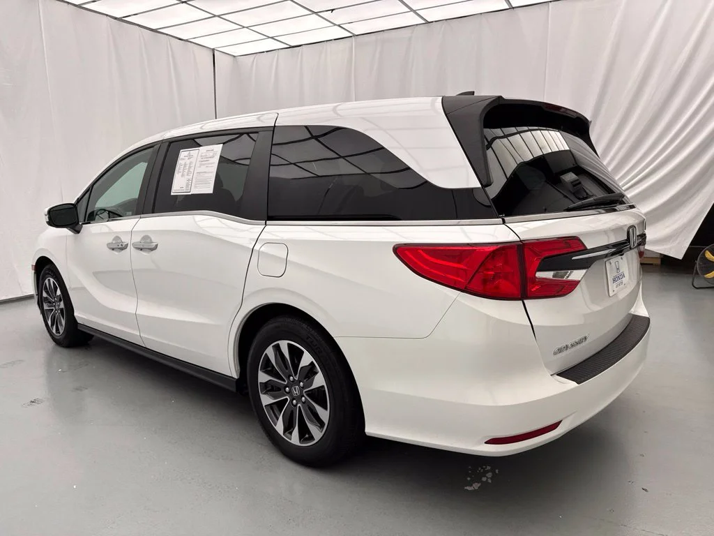 Certified Used 2024 Platinum White Pearl Honda EX-L image 5