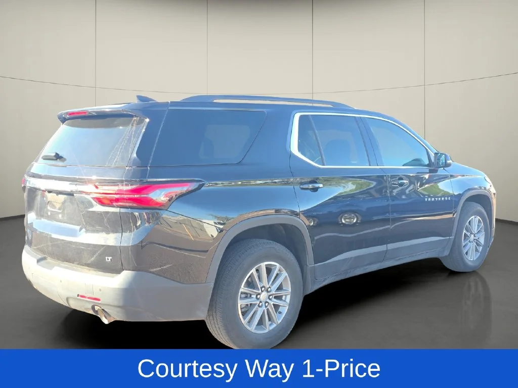 Used 2023 Black Chevrolet LT image 9