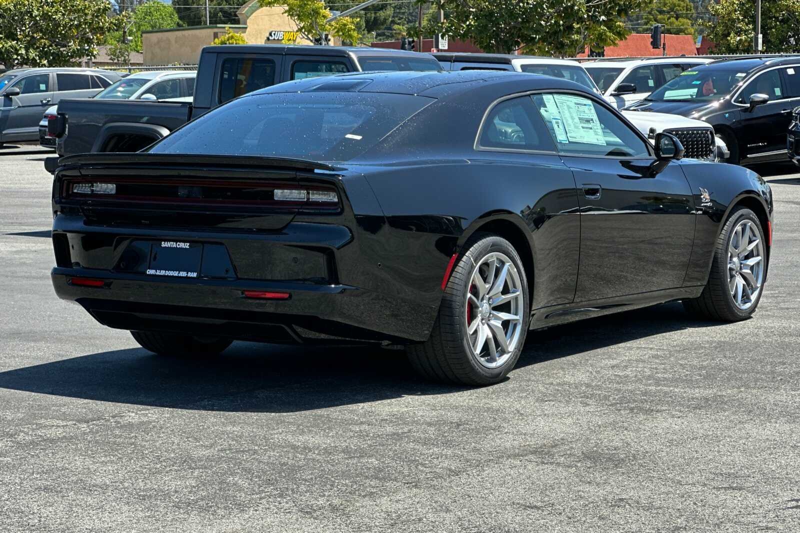 New 2025 Diamond Black Crystal Pearlcoat Dodge  image 4