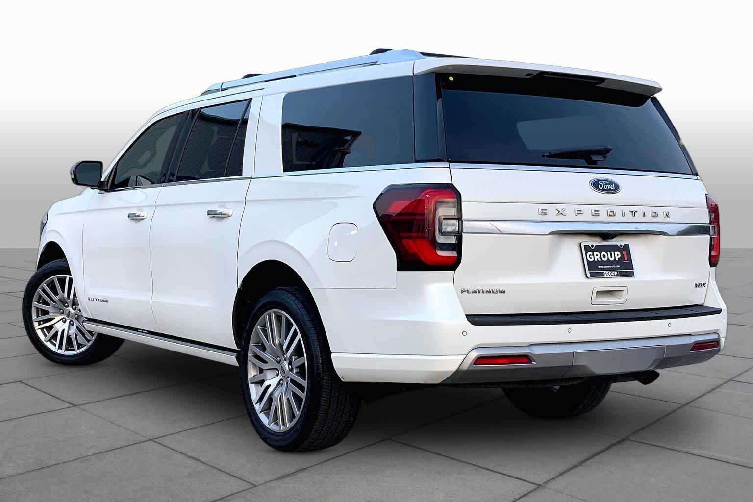 Used 2023 Star White Metallic Tri-Coat Ford Platinum image 23