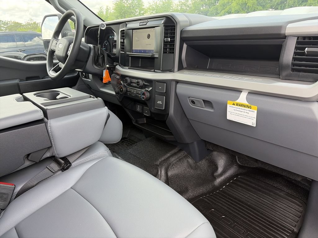 2025 Ford F-250 Super Duty XL - Photo 54