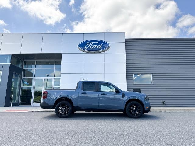 New 2026 Azure Gray Metallic Tri-Coat Ford Lariat® image 2