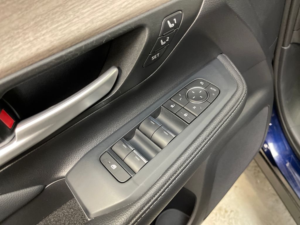 Used 2024  Toyota Limited image 15