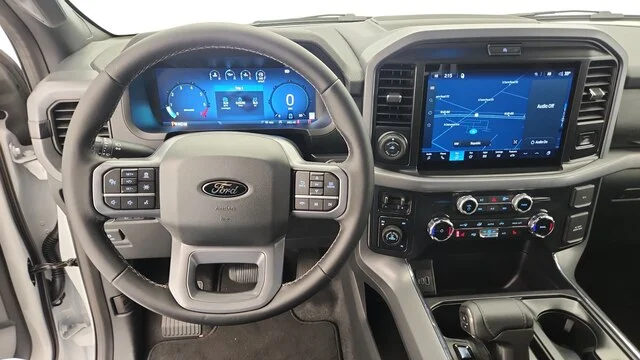 New 2026 Oxford White Ford XLT image 38
