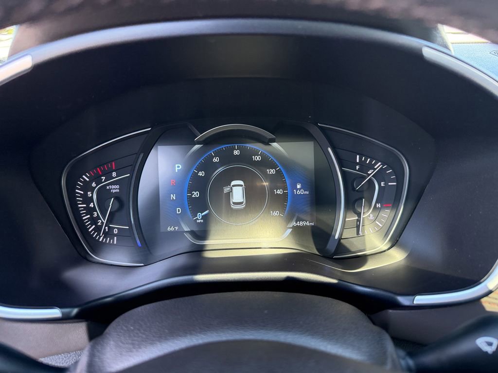 Used 2020 White Hyundai Limited image 13