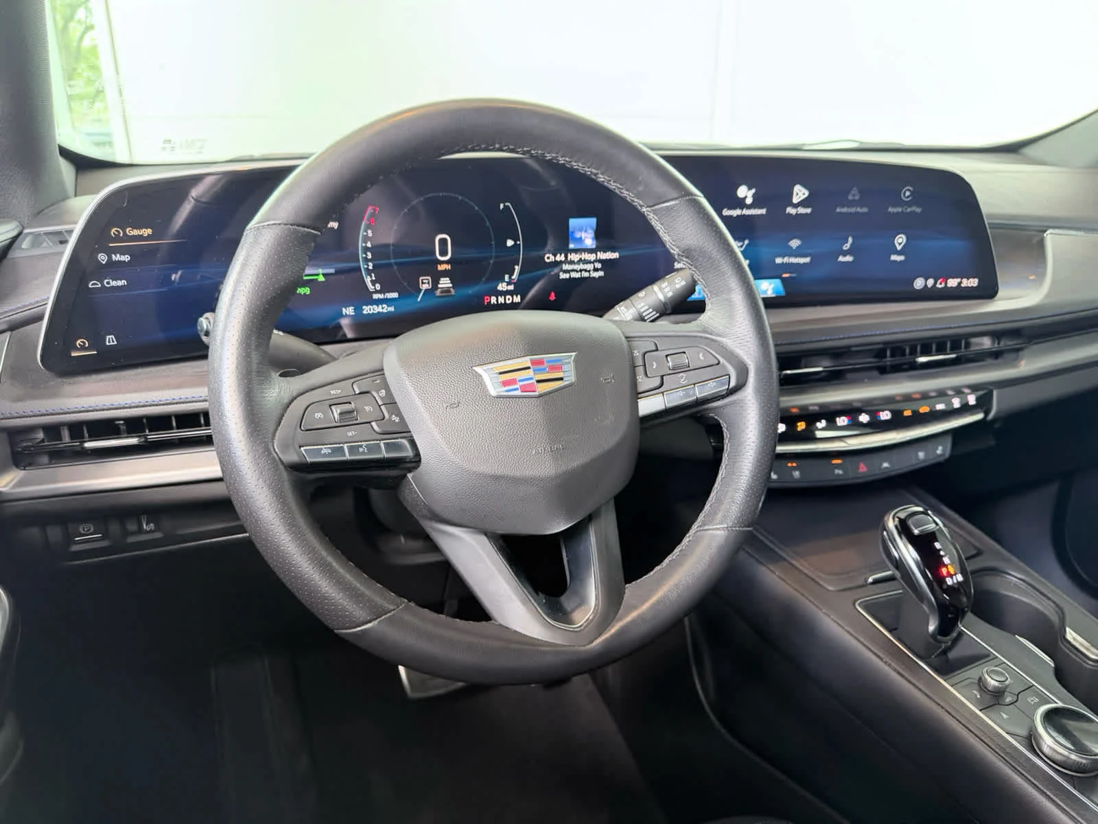Certified Used 2024 Crystal White Tricoat Cadillac Sport image 12