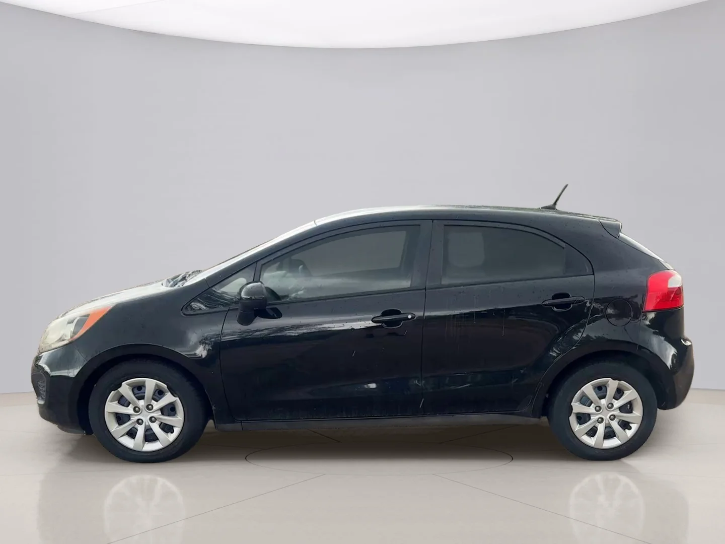 Used 2013 Black Kia LX image 2