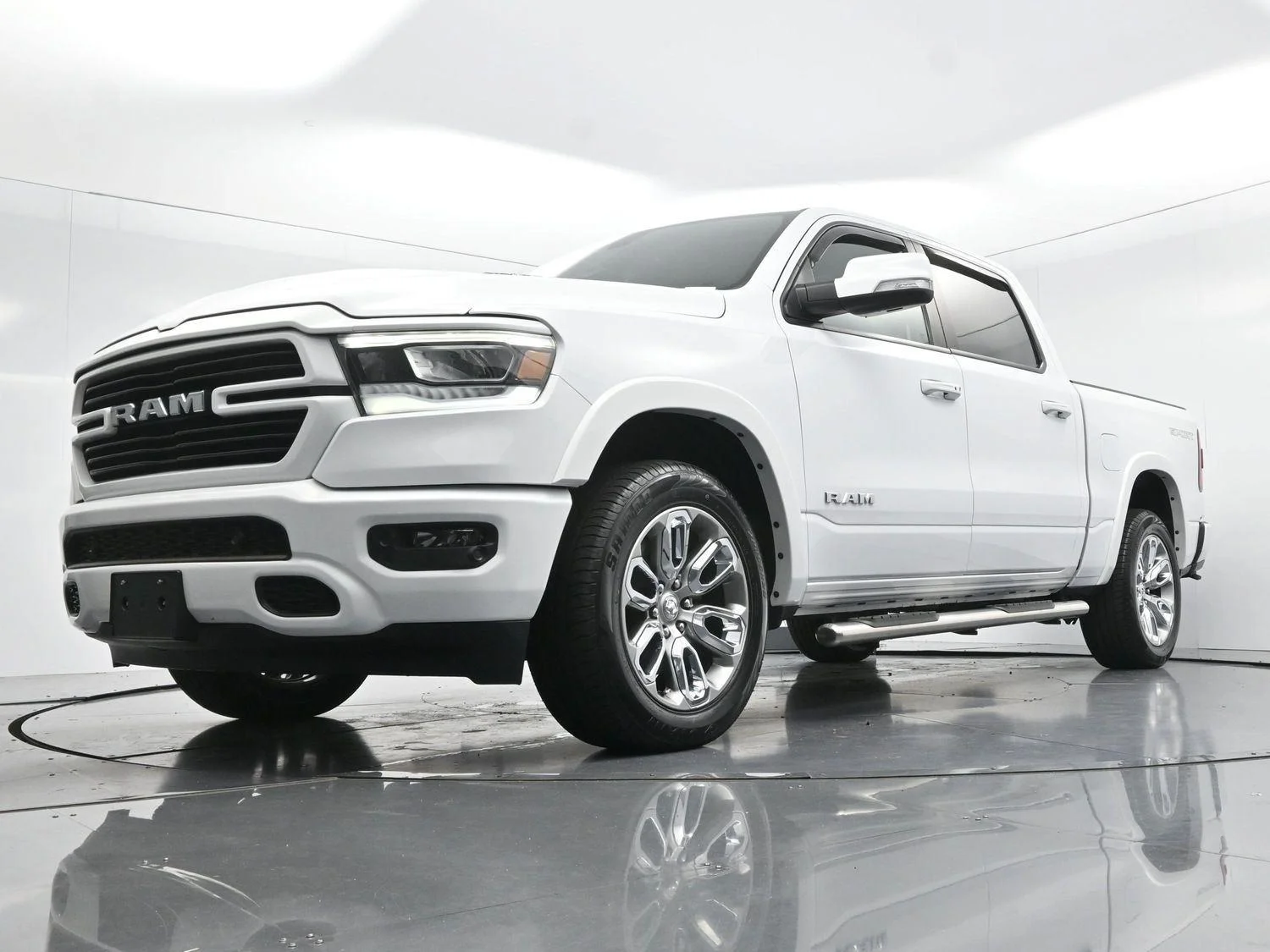 Used 2022 White Ram Laramie image 44