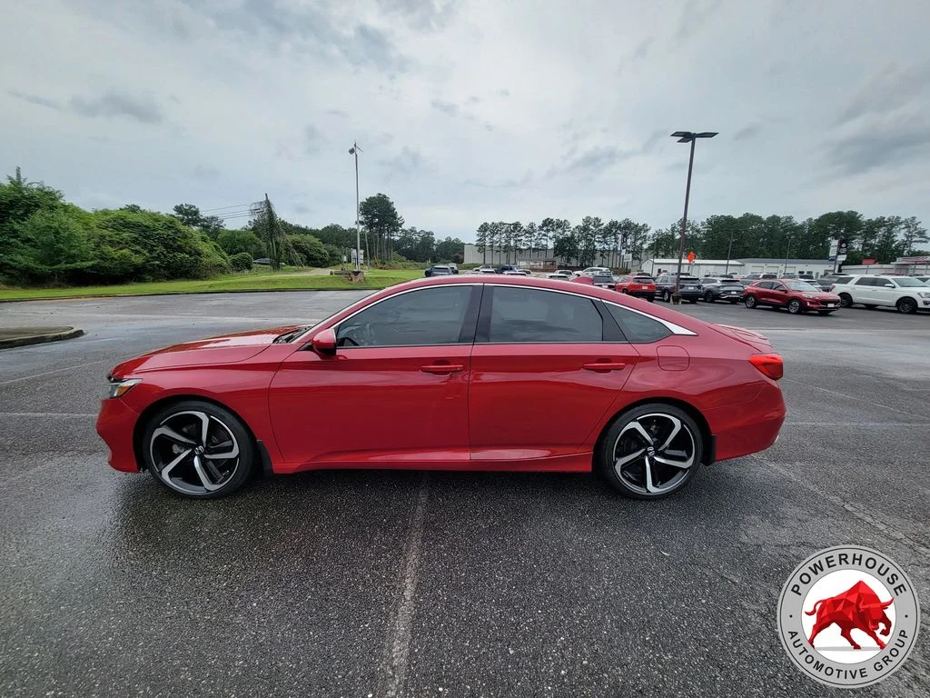 Used 2020  Honda Sport 2.0T image 2