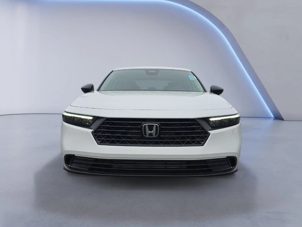 New 2025 Platinum White Pearl Honda SE image 10