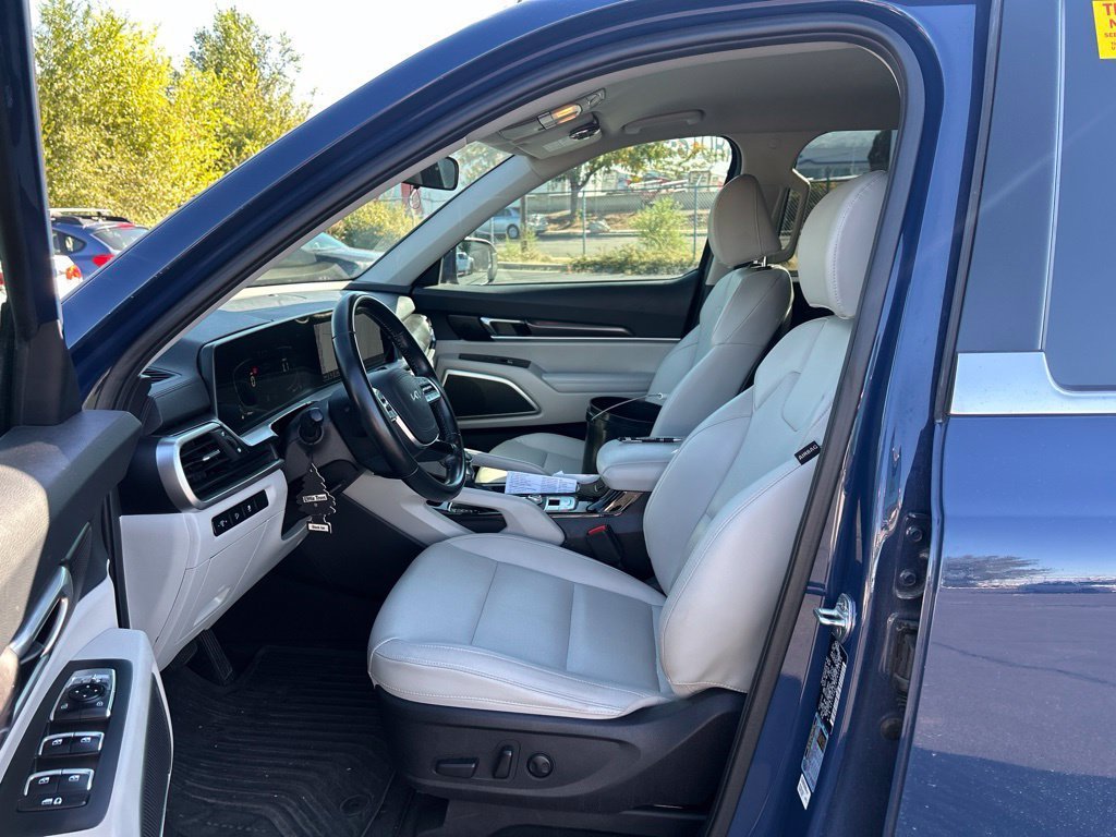 Used 2023 Midnight Lake Blue Kia S image 18