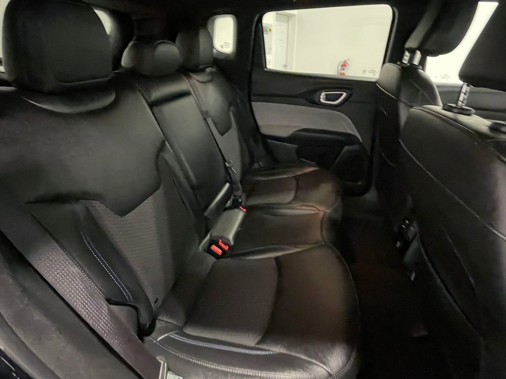 Used 2024 Black Jeep Latitude image 24