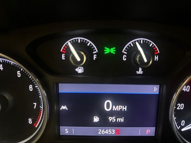 Used 2023 Red Buick Essence image 26