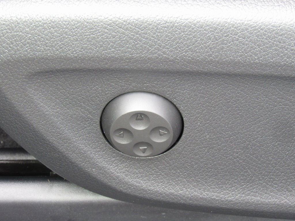 2025 Mercedes-Benz GLE GLE450 - Photo 54