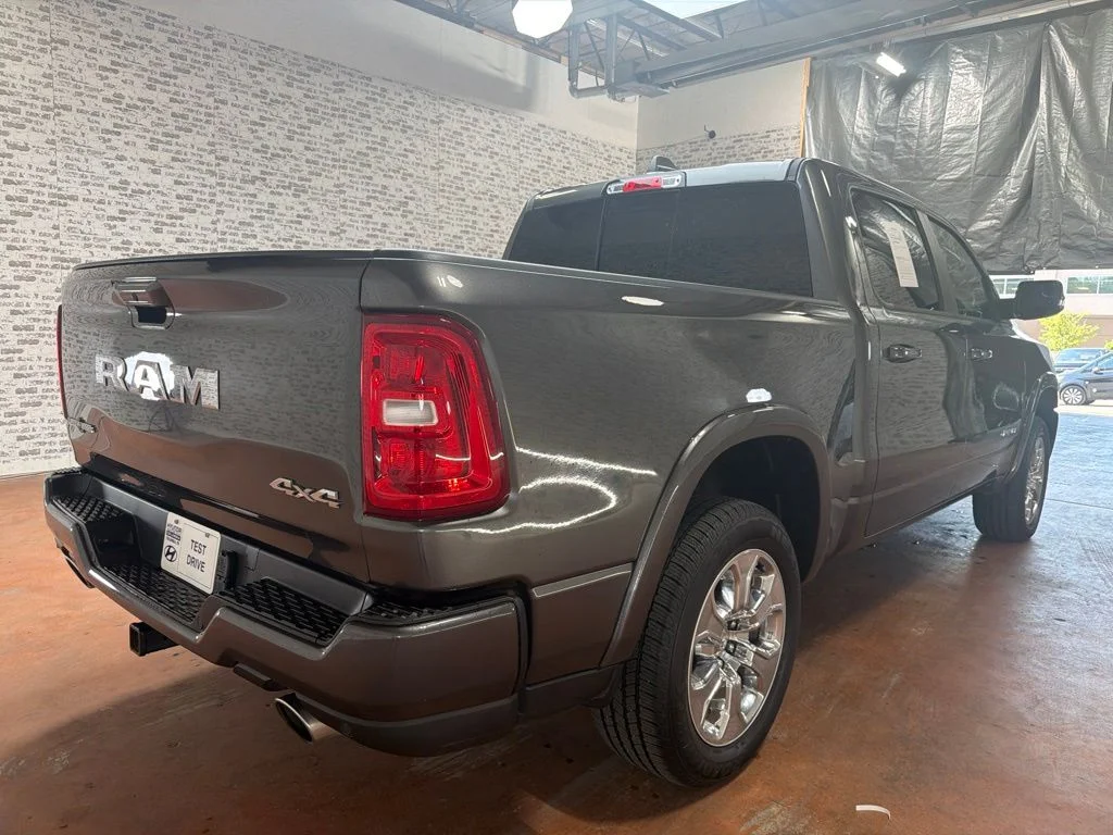 Used 2025 Granite Crystal Metallic Clearcoat Ram Big Horn/Lone Star image 7