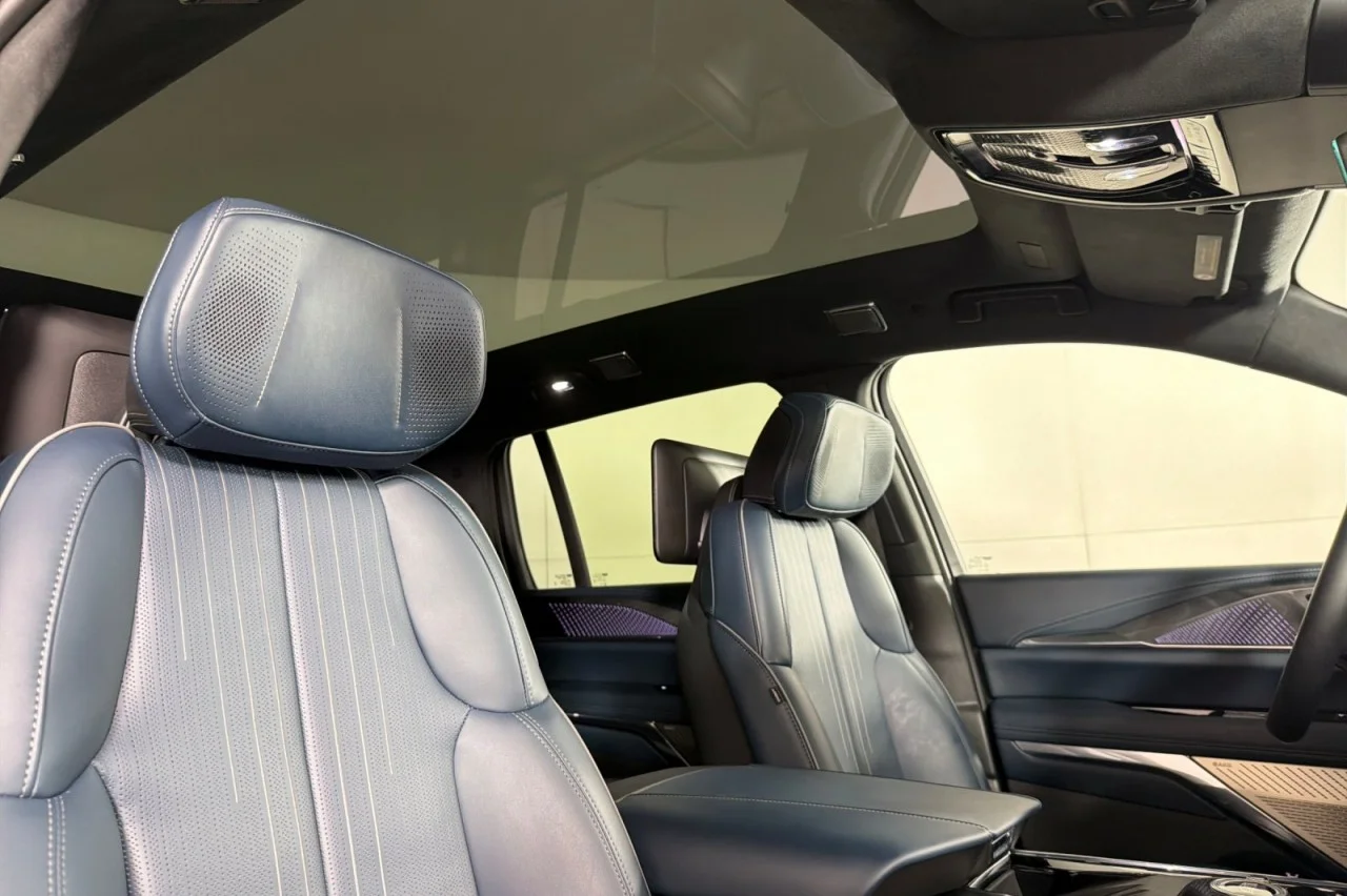 Used 2025 Black Raven Cadillac Luxury 2 image 17