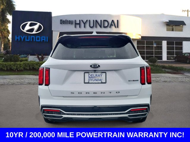 Used 2021 White Kia SX-Prestige image 5