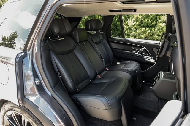 Used 2022 Gray Land Rover First Edition image 48