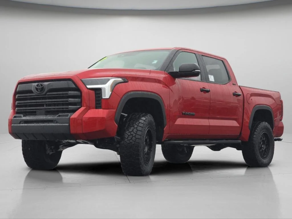 2026 Toyota Tundra SR5 - Photo 18