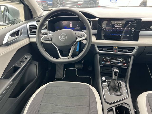New 2026 Silver Volkswagen 1.5T SE image 7