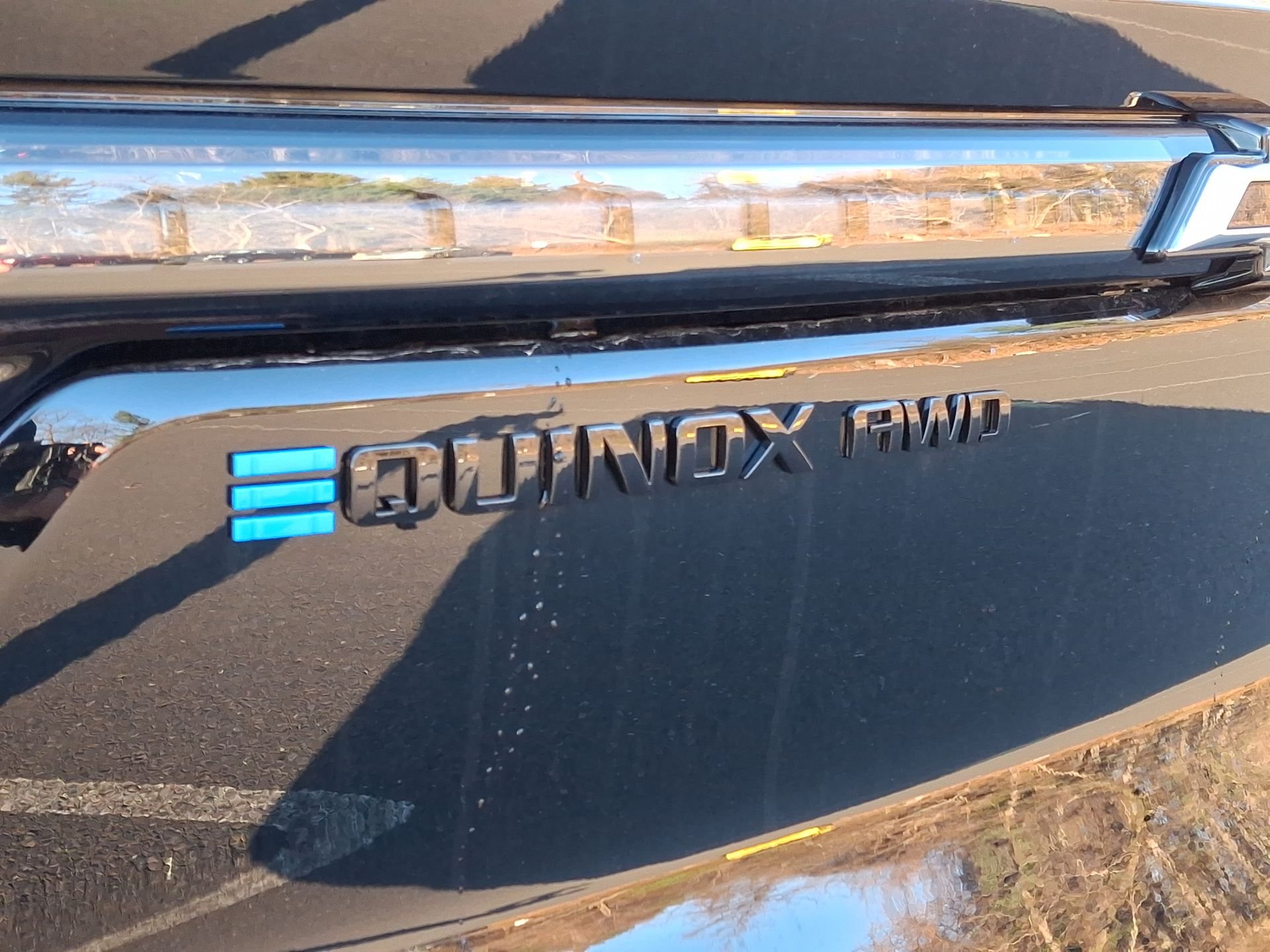 2025 Chevrolet Equinox EV RS - Photo 38