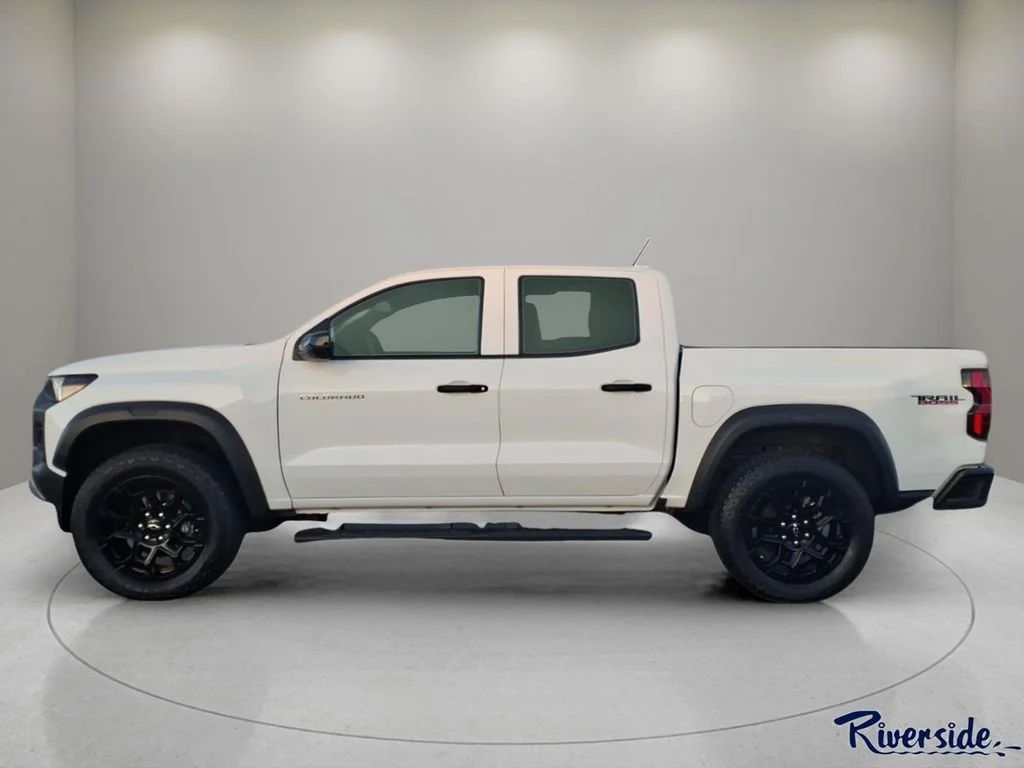 Used 2026 White Chevrolet Trail Boss image 5