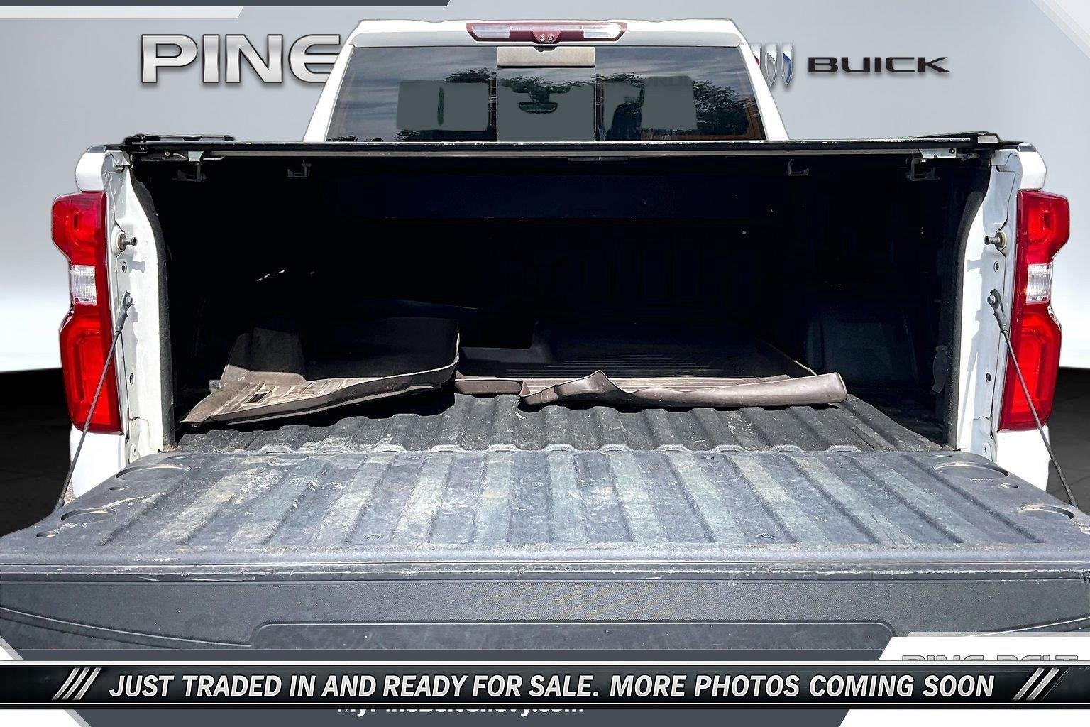 Used 2021 SUMMIT WHITE Chevrolet LTZ image 5
