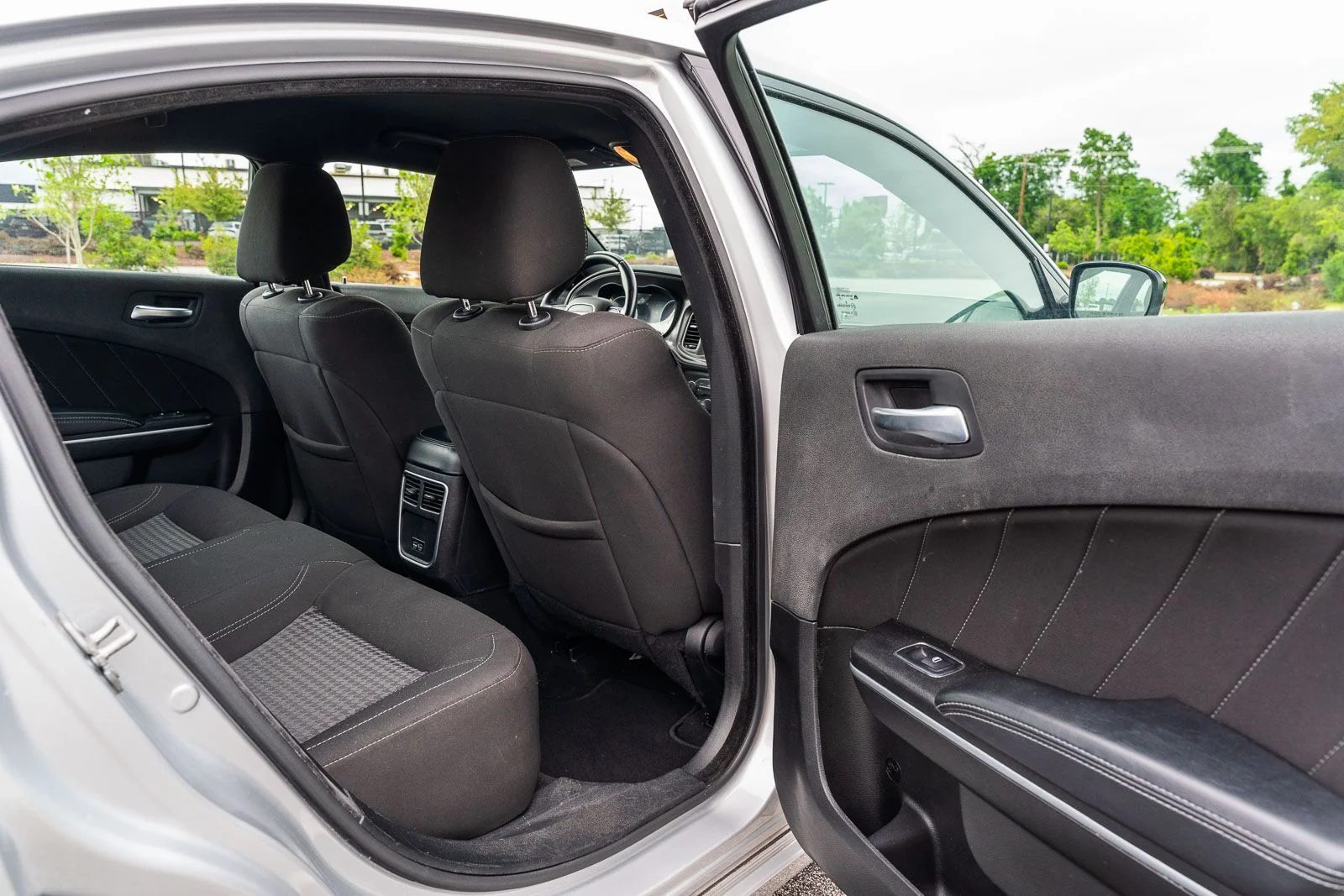 Used 2023 Silver Dodge SXT image 12