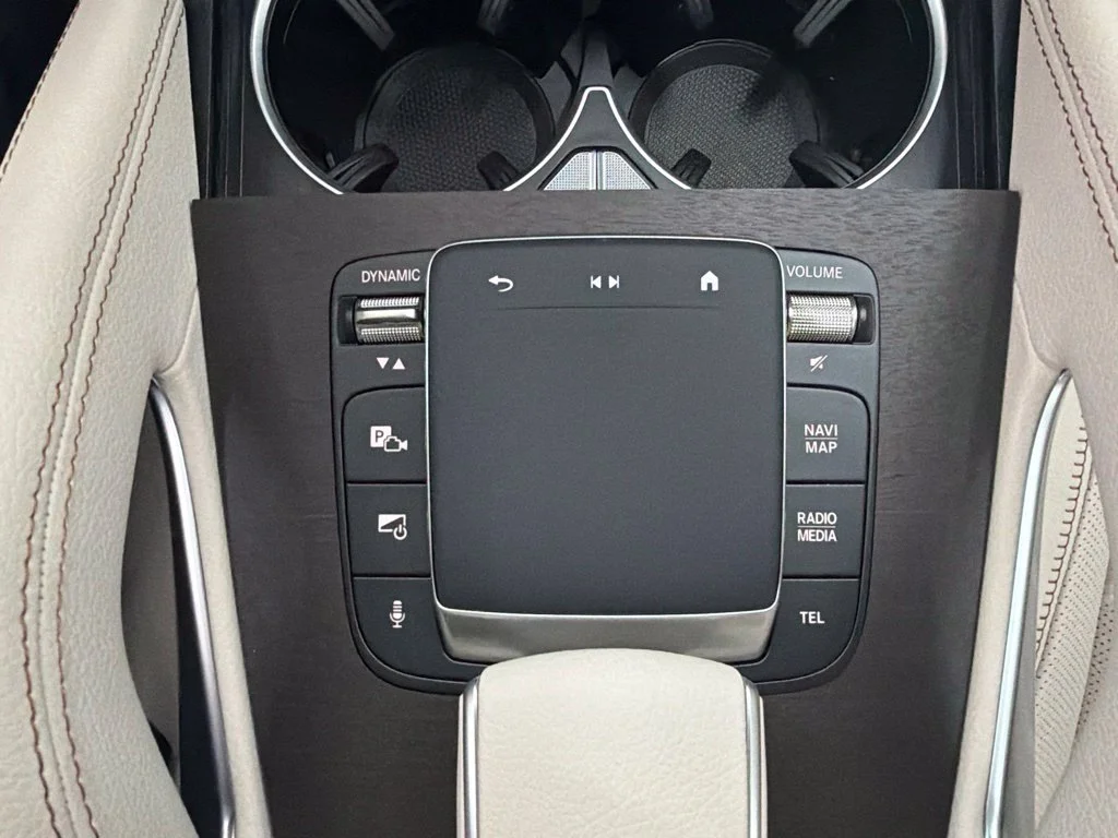 New 2027 White Mercedes-Benz GLS 450 image 21