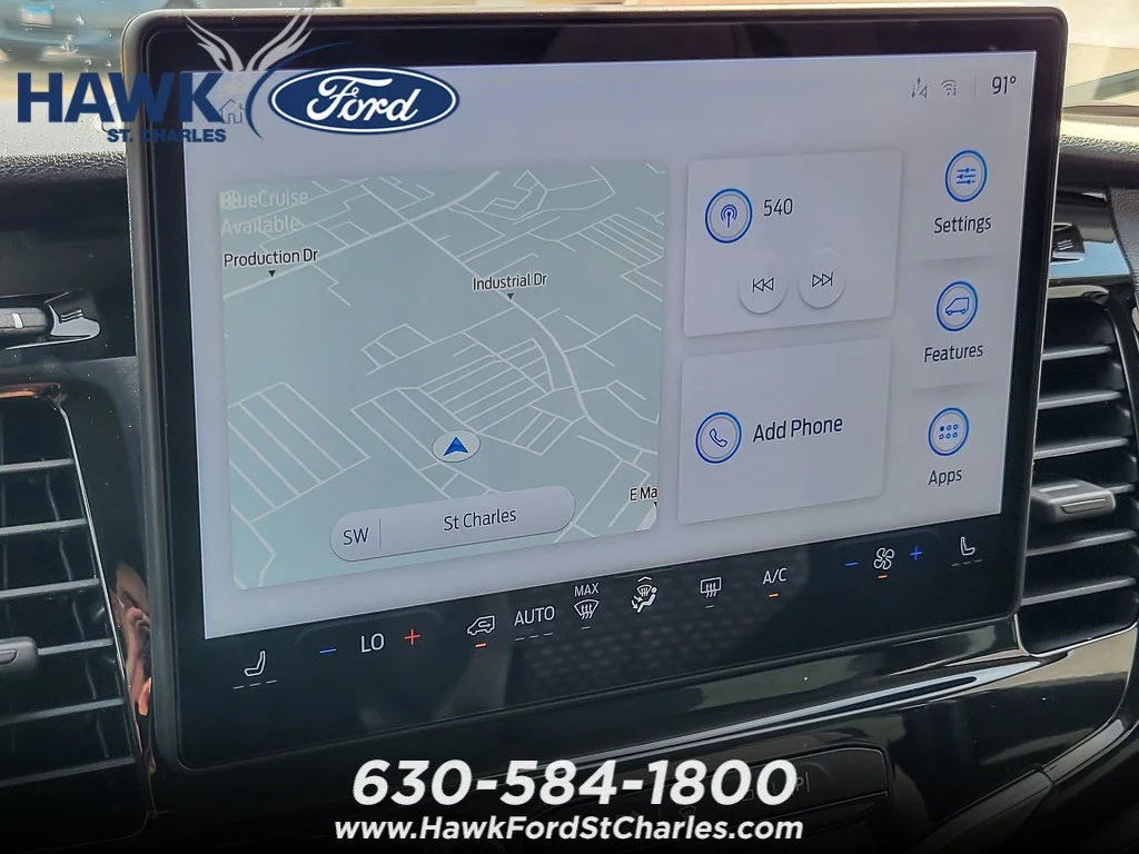 New 2026 Oxford White Ford Passenger Van XLT image 11